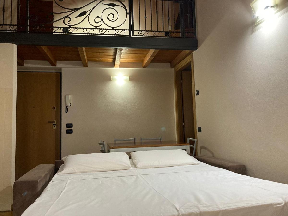 Downtown Room Bérgamo Exterior foto